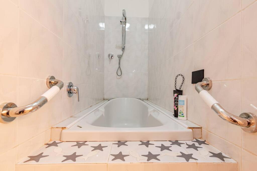 Sakura Suite เจนัว ภายนอก รูปภาพ